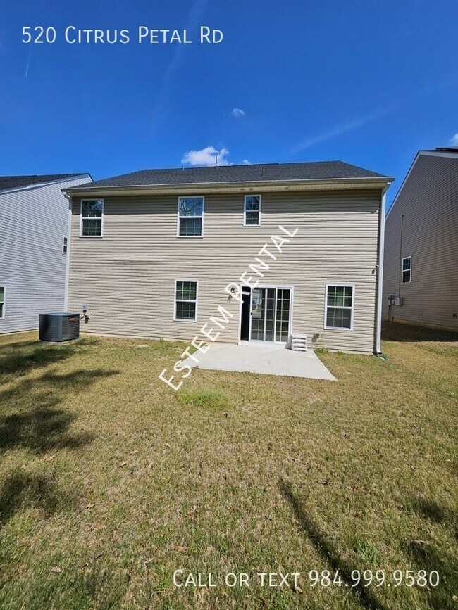 Building Photo - 520 Citrus Petal Rd