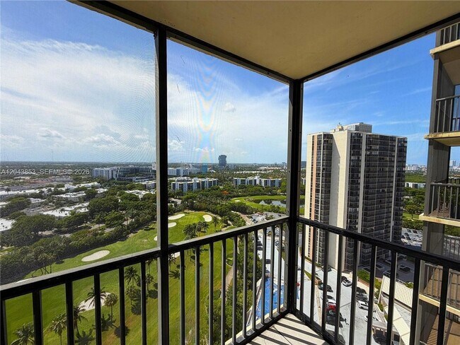 Building Photo - 20335 W Country Club Dr