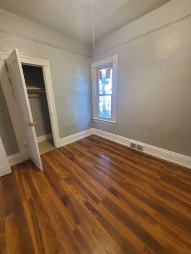 Building Photo - 1228-1230-1230 N 28th St