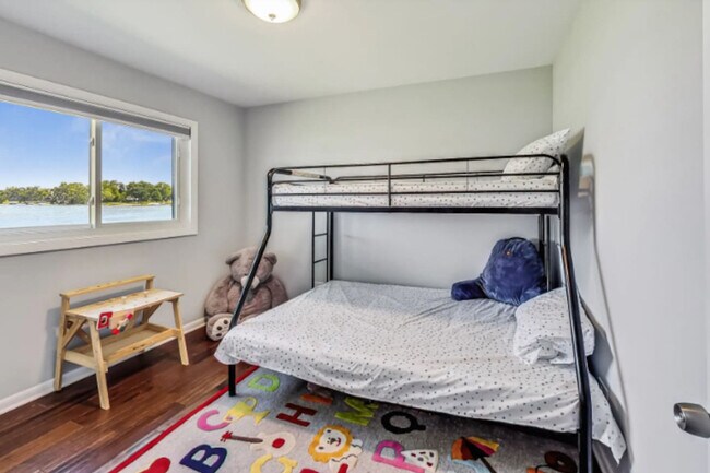 Building Photo - 36856 N Hickory Ct