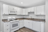 Building Photo - 1540 Aspen Dr