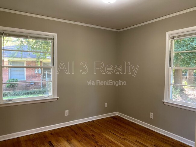 Building Photo - 940 Green Ridge Ct