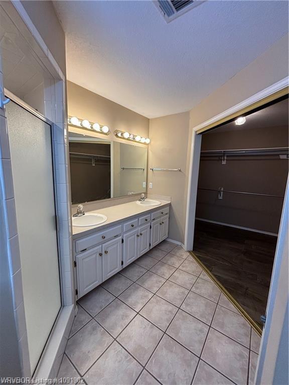Building Photo - 9028 28