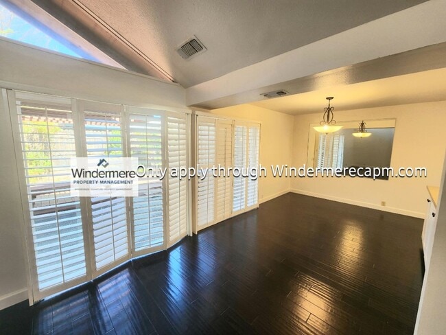 Building Photo - Halfplex Gem at River College Square- Available Now!