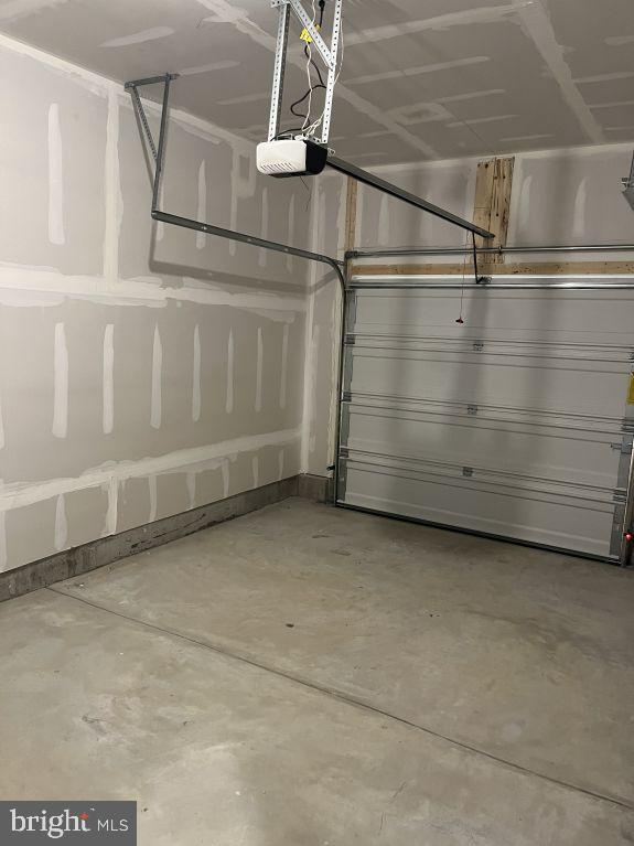 Building Photo - 103 Abramo Victor Dr