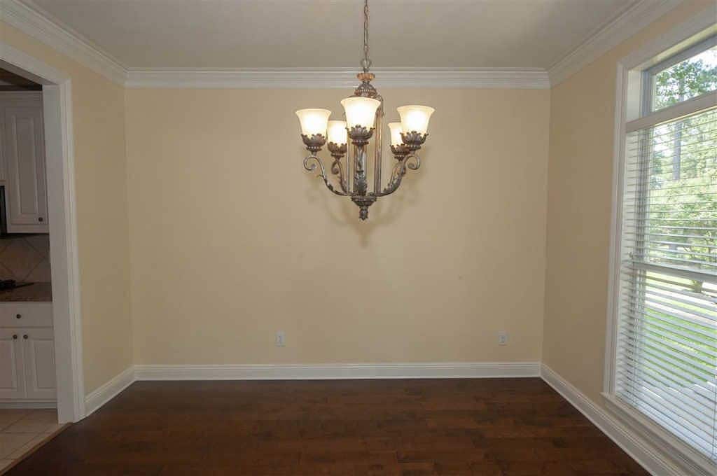 Building Photo - 110 Evergreen Ct
