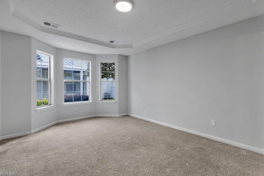 First floor master - 459 Seahorse Run