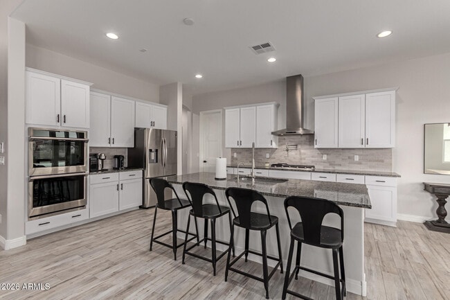 Building Photo - 267 W Amherst St