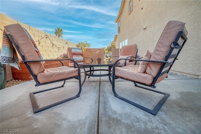 Building Photo - 504 Beckton Park Ave