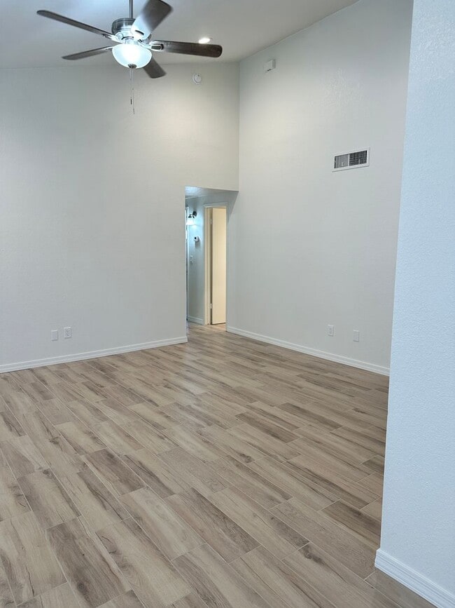 Building Photo - 3948 E White Aster St