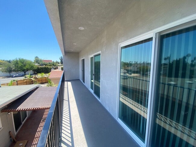 Building Photo - NEW 4BD/2BA on Montezuma!