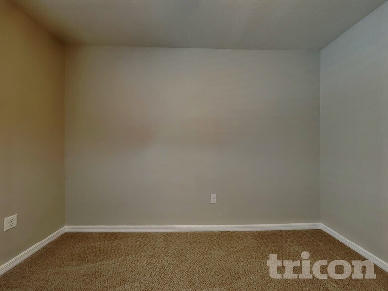 Building Photo - 244 Hamlet Rd