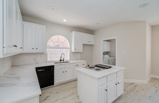 Building Photo - 1711 Stone Meadows Ln
