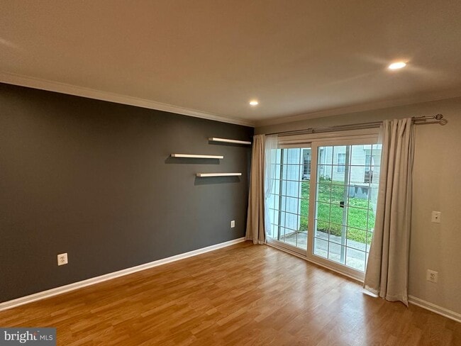 Building Photo - 115 Prosperity Ave SE