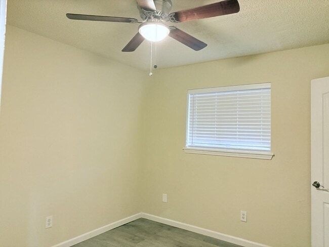 Building Photo - Newly remodeled four bedroom home in Noble