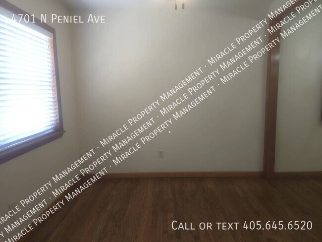 Building Photo - 4701 N Peniel Ave