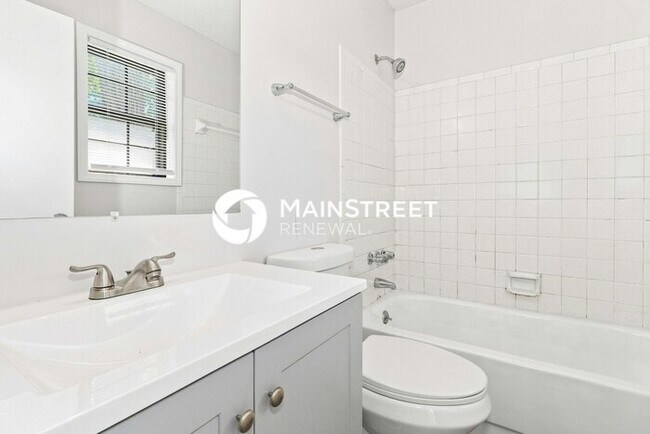 Building Photo - 3 Bedroom Pet-Friendly Home in Millington, TN with Main Street Renewal