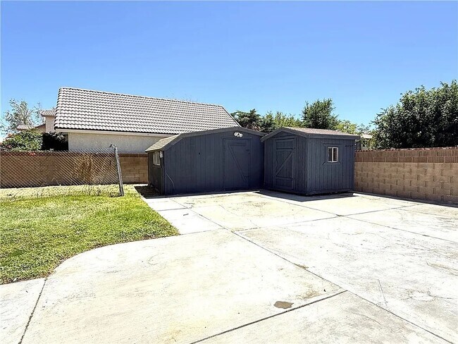 Building Photo - Lancaster