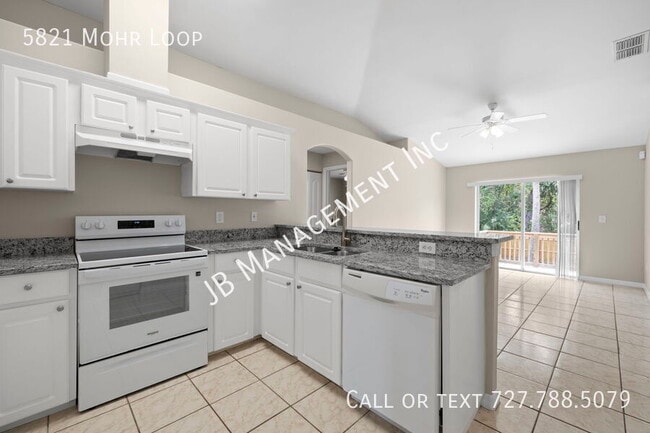 Building Photo - 5821 Mohr Loop
