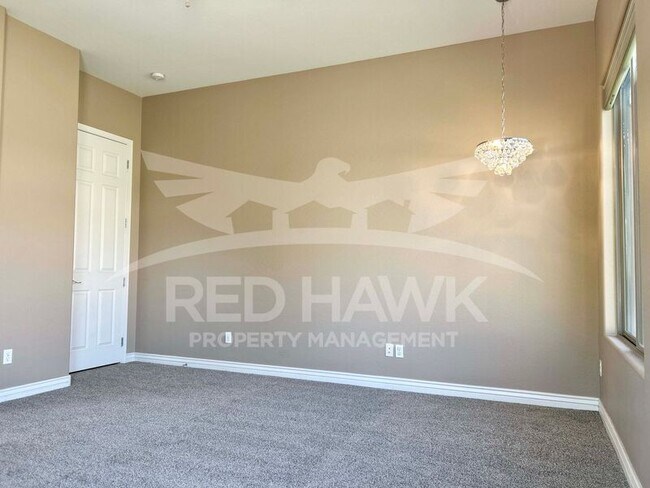 Building Photo - 4190 S Santa Rita Way