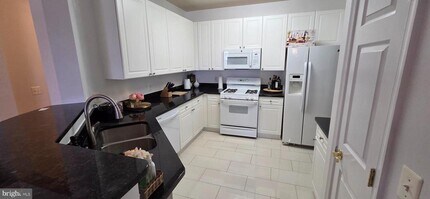 Building Photo - 4330 Cannon Ridge Ct