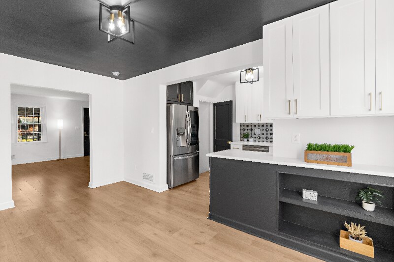 Building Photo - 2221 Coralthorn Rd