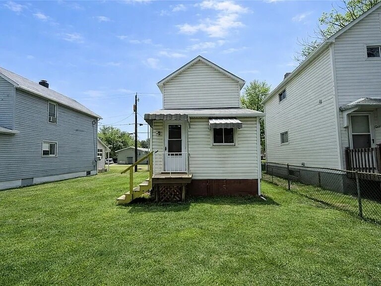 Building Photo - 407 Mitchell Ave