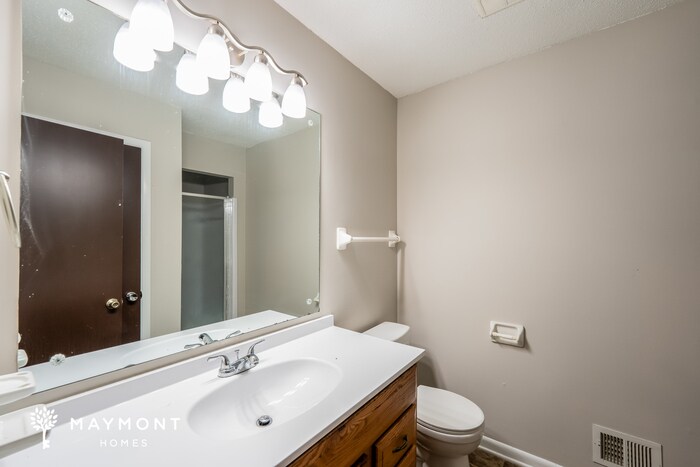 Building Photo - 2501 Wright Cir