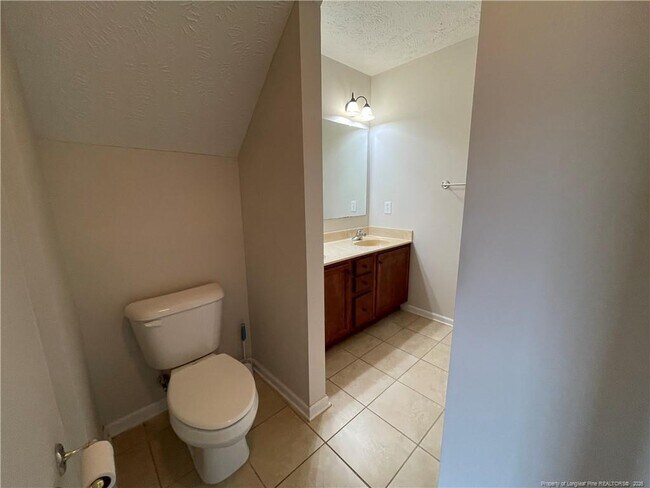 Building Photo - 8240 Frenchorn Ln