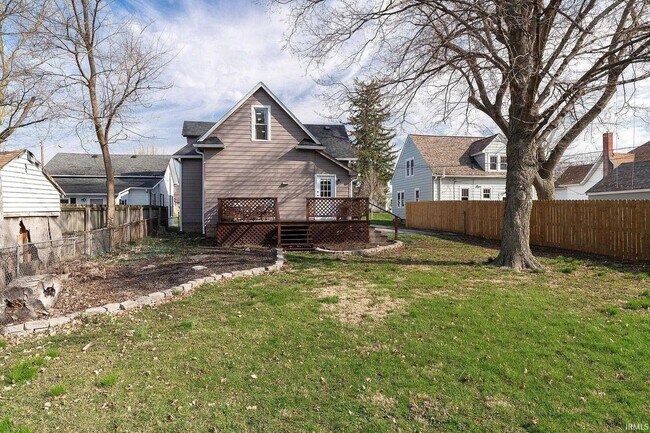 Building Photo - 4 Bedroom, Two Story House