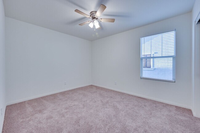 Building Photo - New House!!! Inspirada!!! Across from future Community Pool/Park!!! Tankless water heater!!