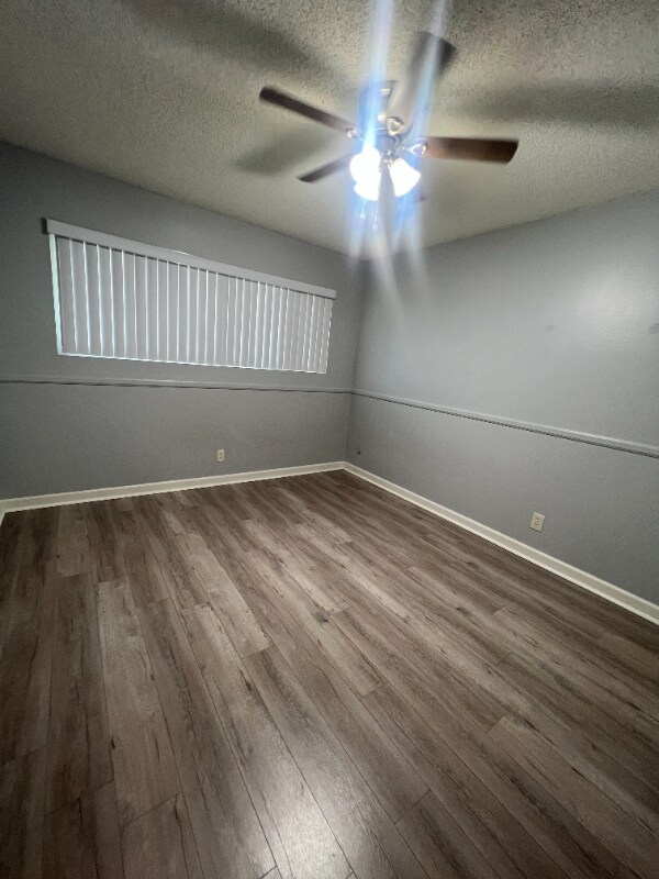 Building Photo - 900 S Highland Ave