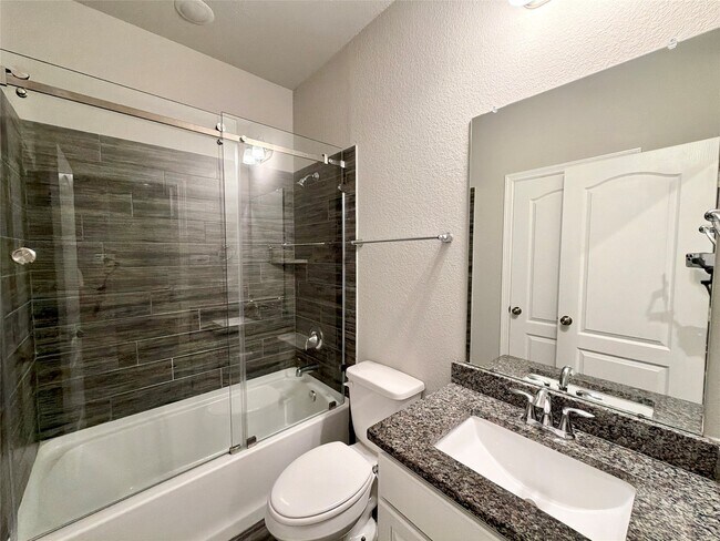 Building Photo - 415 Northern Pike Dr