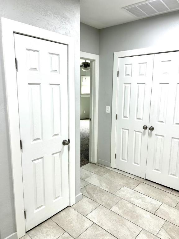 Building Photo - 3007 E Corona St