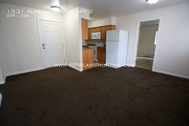 Primary Photo - 1531 Alpenhorn Ave