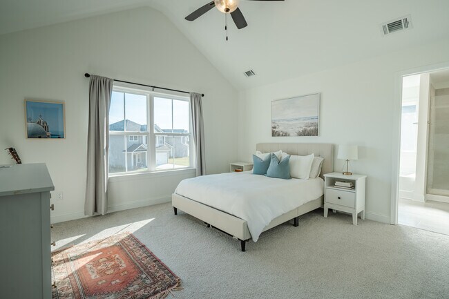 Building Photo - 63 Buckingham Dr