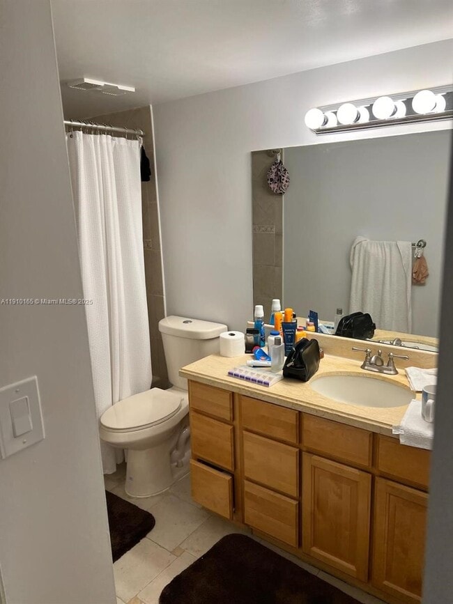 Building Photo - 18151 NE 31st Ct