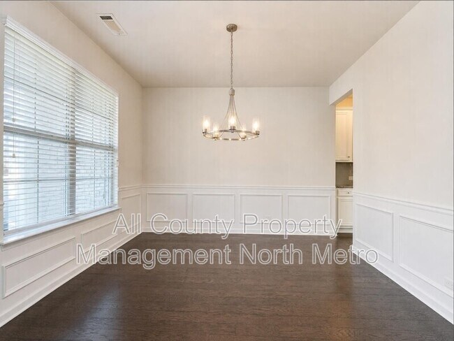 Building Photo - 7880 Brewton Creek Dr