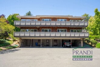 Building Photo - 137 Pixley Ave