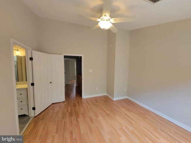 Building Photo - 8702 Castlerock Ct