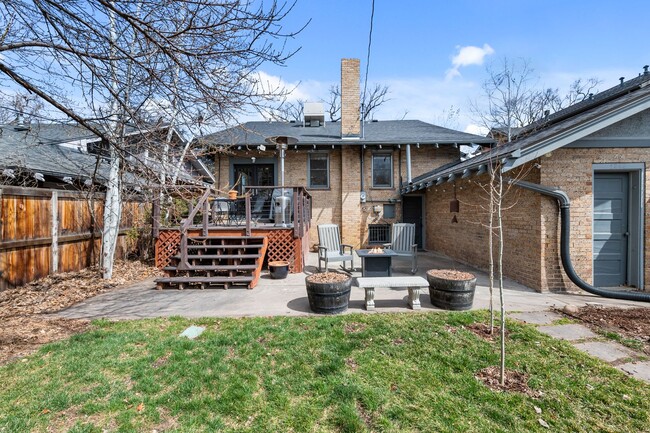 Building Photo - Gorgeous Washington Park Bungalow!