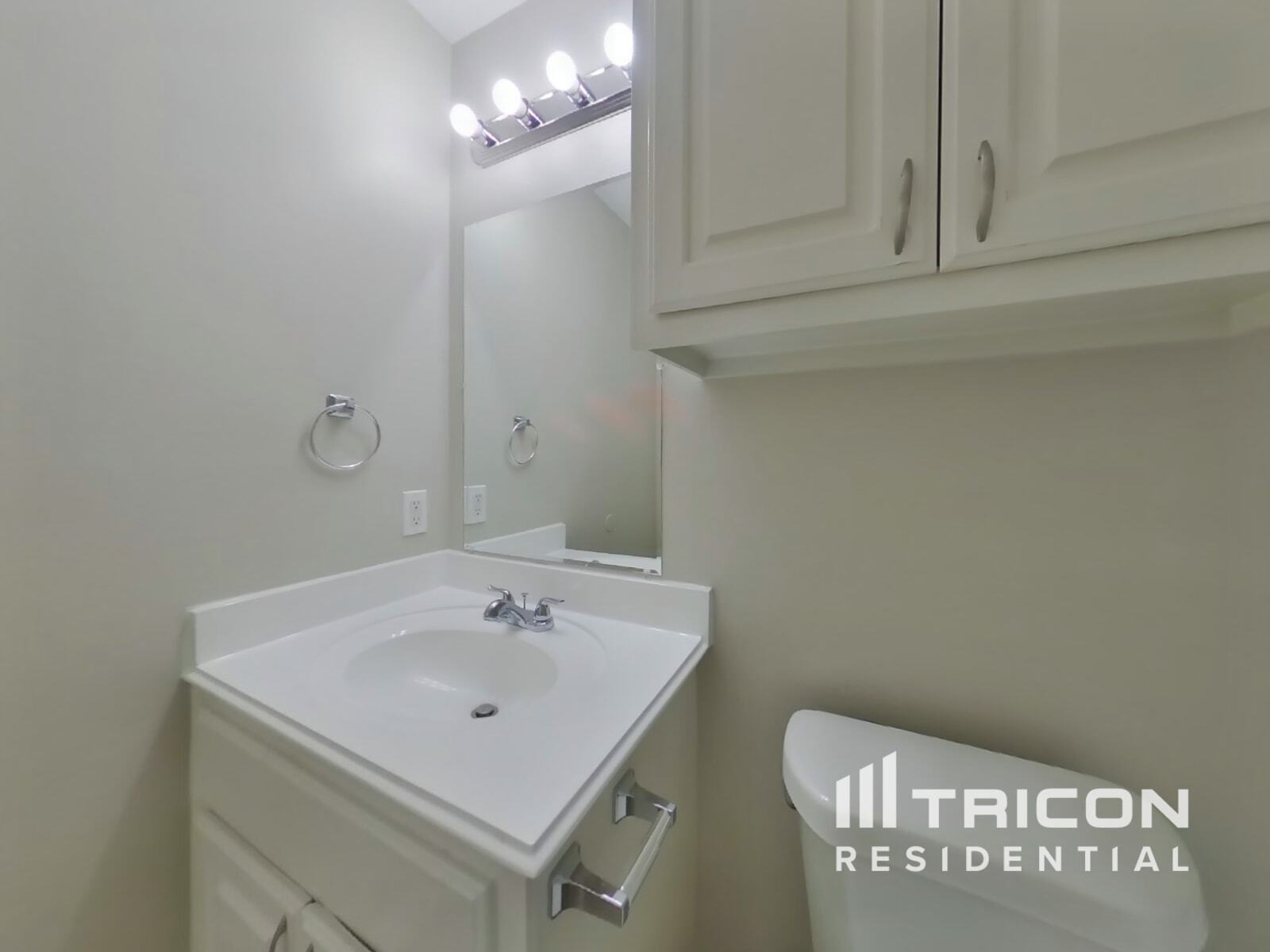 Building Photo - 16295 Hidden Deer Ln