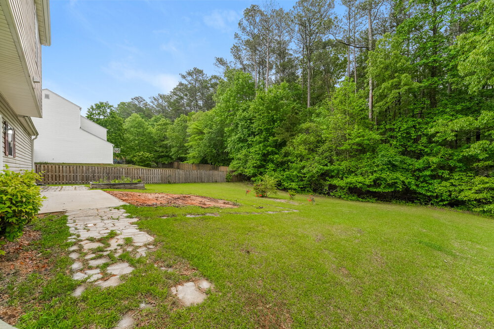 Building Photo - 2217 Baker Carter Dr