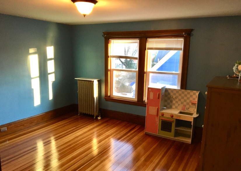 Building Photo - 167 Allston St