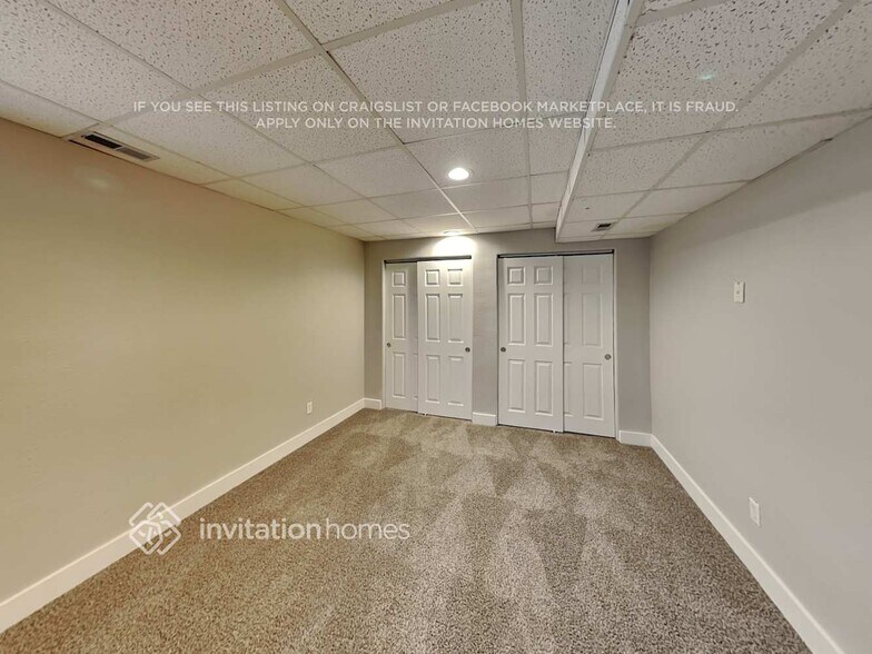 Building Photo - 9925 Stonebriar Ln