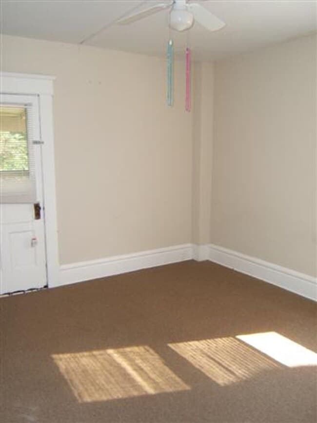 Building Photo - 172 Frambes Ave
