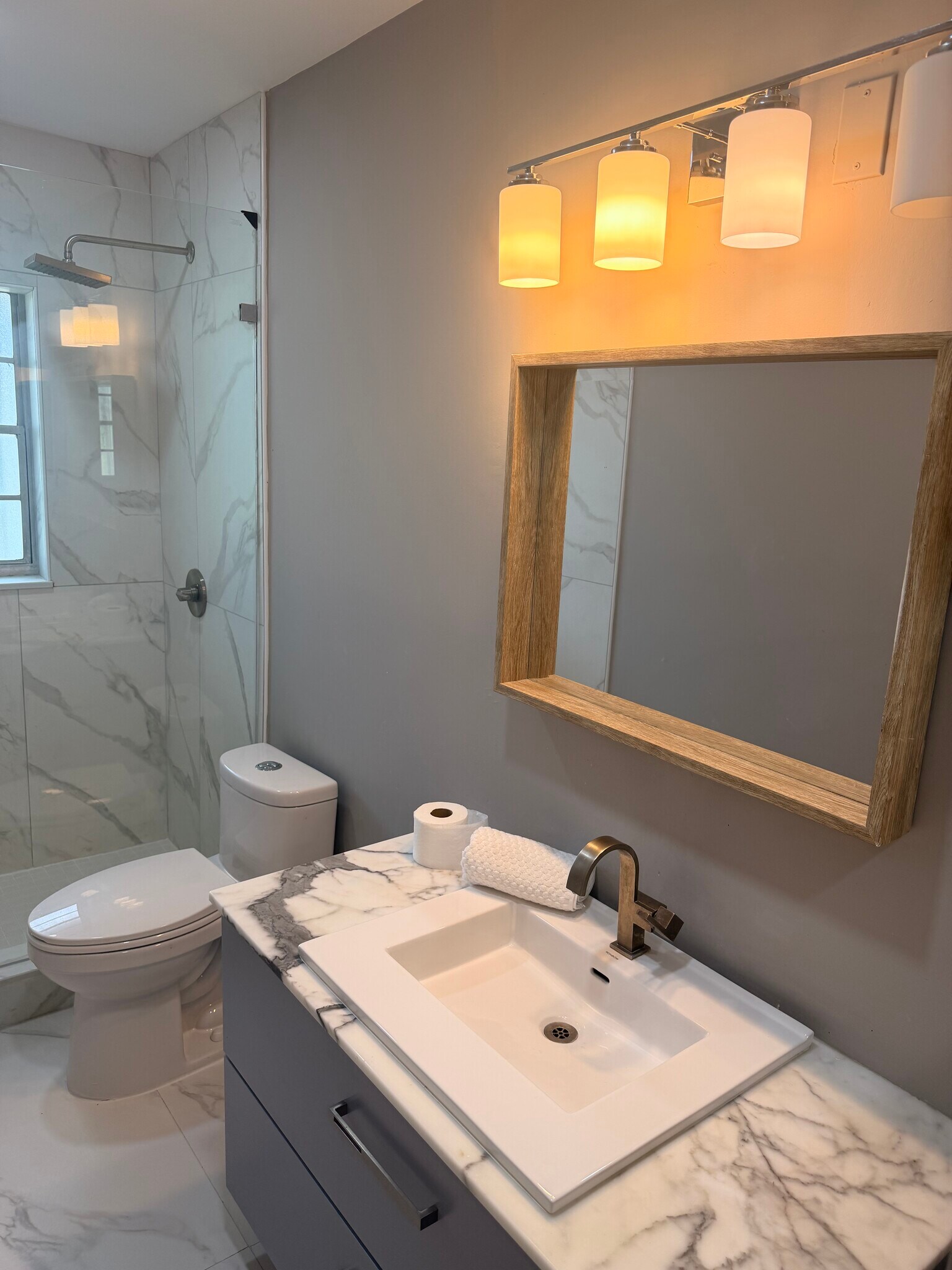 Building Photo - 7179 SW 22nd Pl