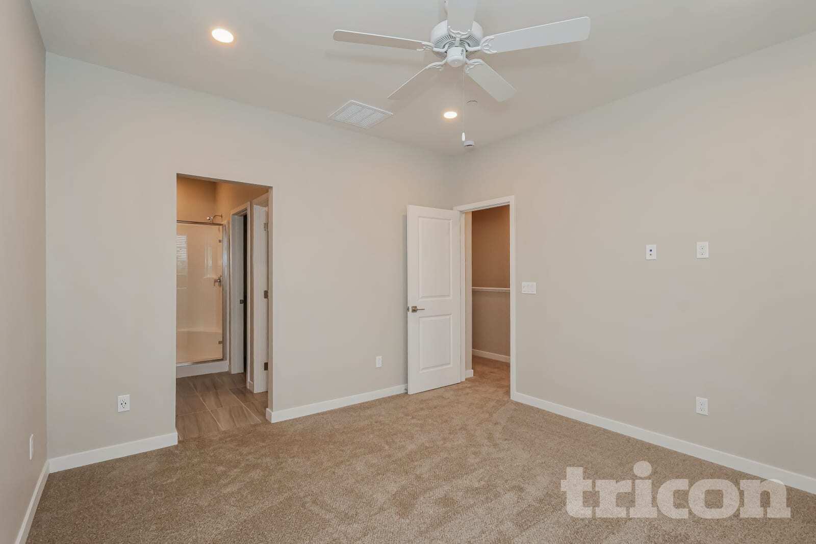 Building Photo - 10565 Vina Ct