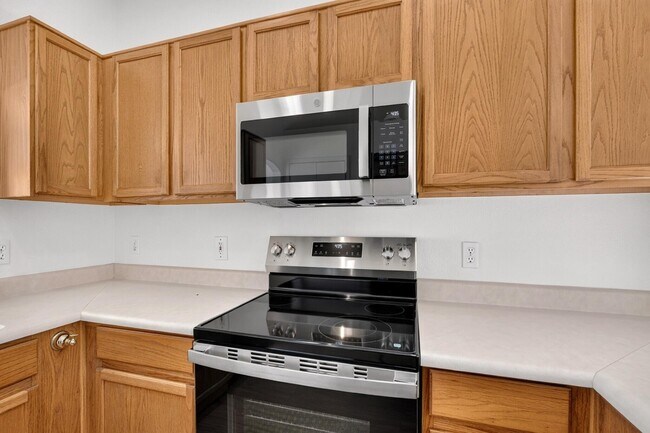 Building Photo - 20415 N 37th Ave