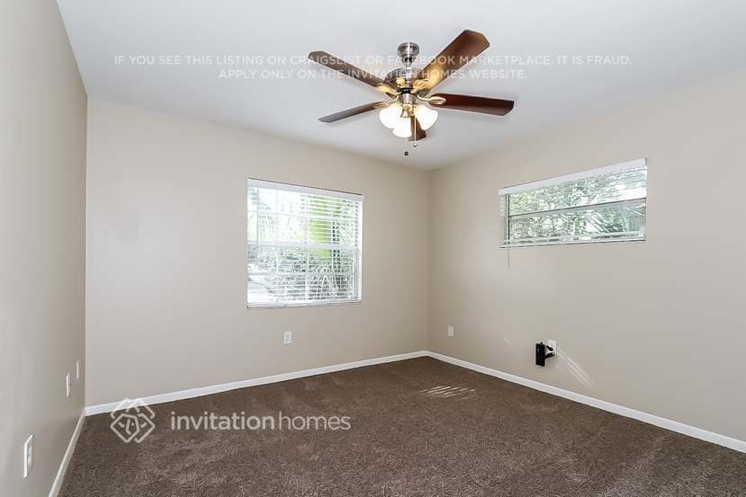 Building Photo - 608 Huntington St